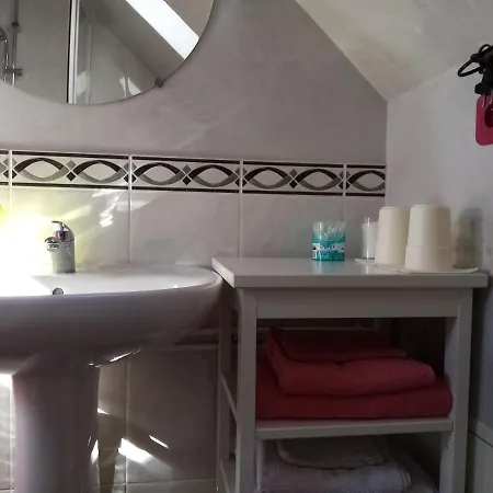 Maison D'hotes Les Coquelicots לינה וארוחת בוקר 3*