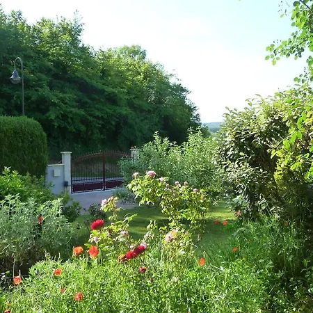 Maison D'hotes Les Coquelicots לינה וארוחת בוקר