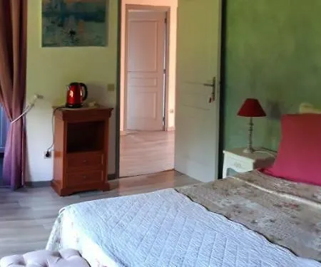 לינה וארוחת בוקר Maison D'hotes Les Coquelicots ז'יברני